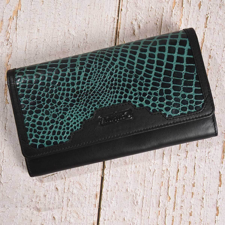 Croco Clutch Wallet Green